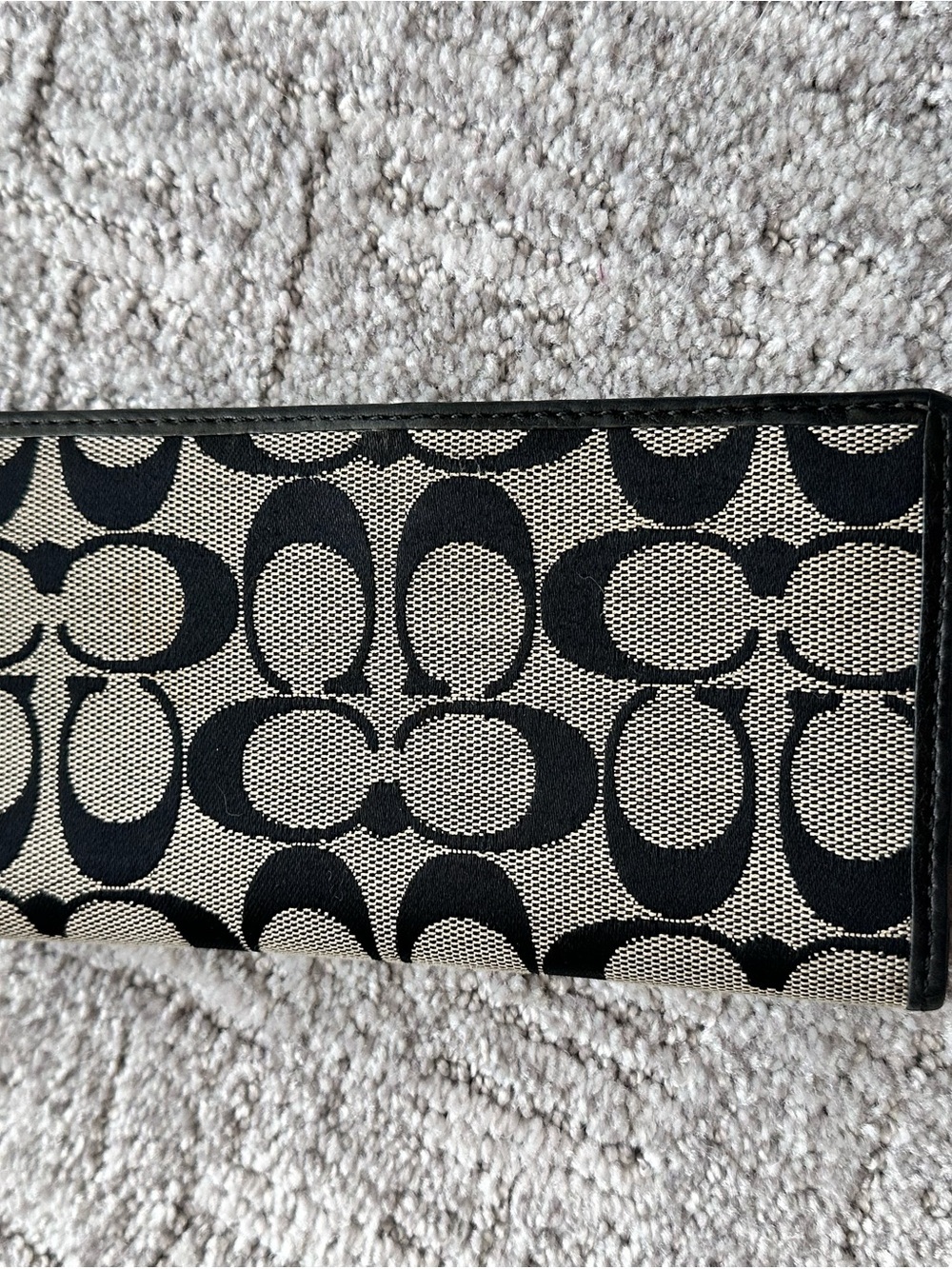 Designer-Style Monogram Long Wallet in Black and Beige - Picture 7 of 7